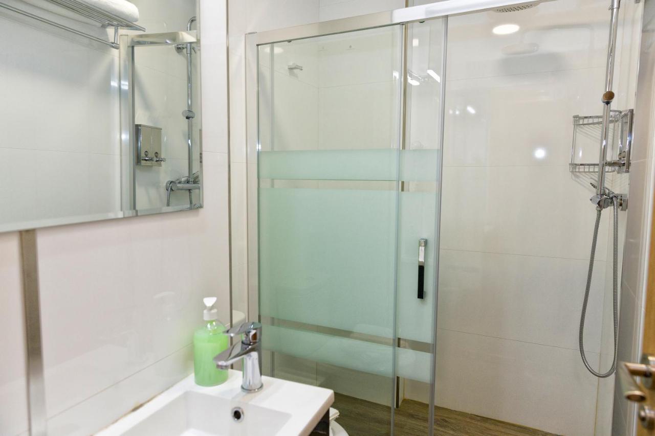 Apartamentos Onnight Malaga Bagian luar foto